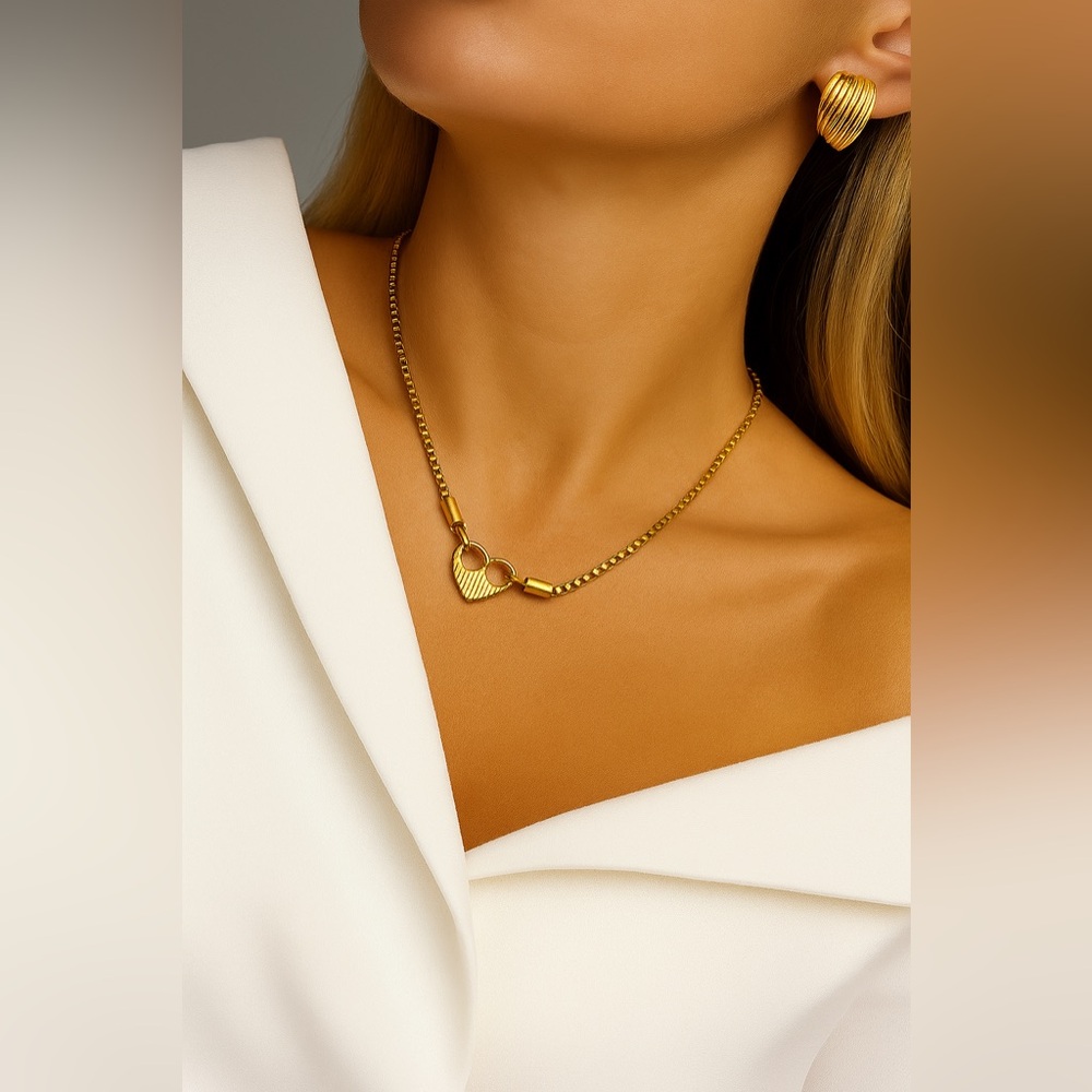 💛Heart Necklace | Gold-Tone Stainless Steel